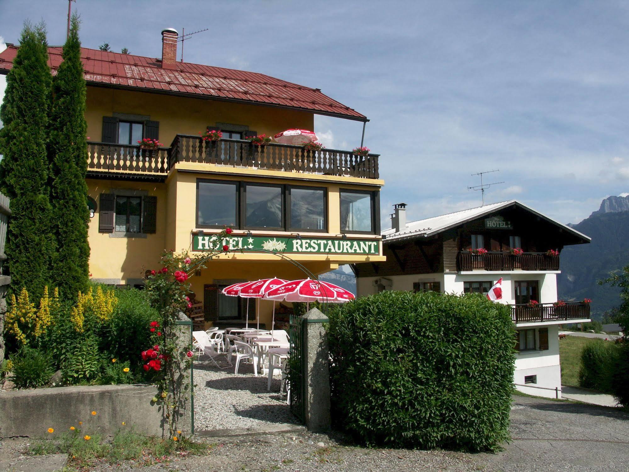 Hotel Les Granits Combloux Buitenkant foto