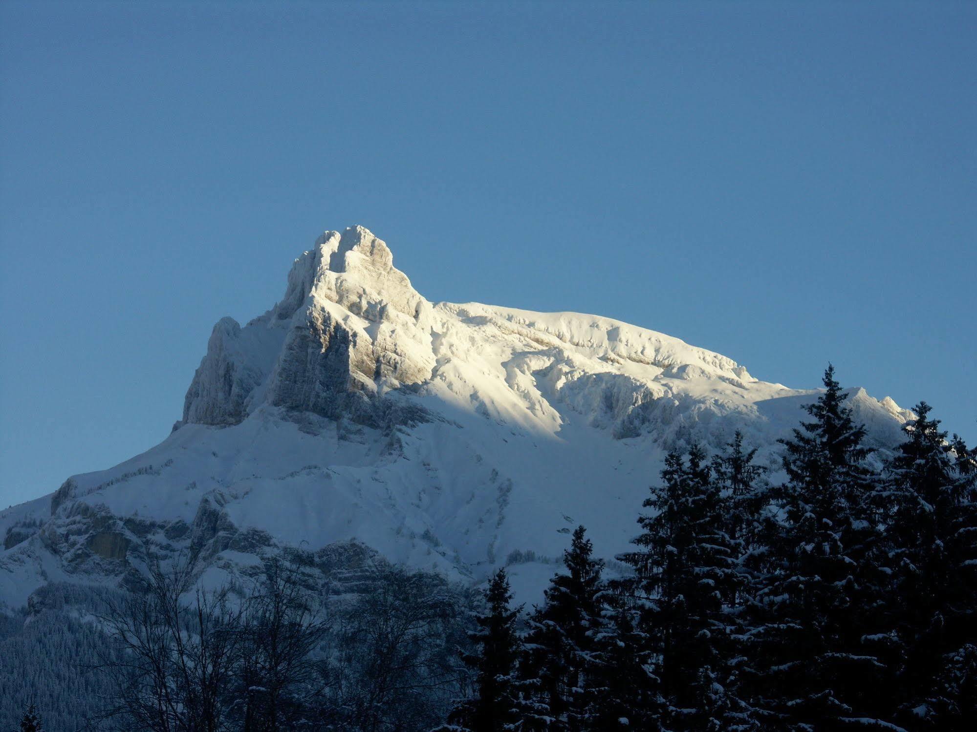 Hotel Les Granits Combloux Buitenkant foto