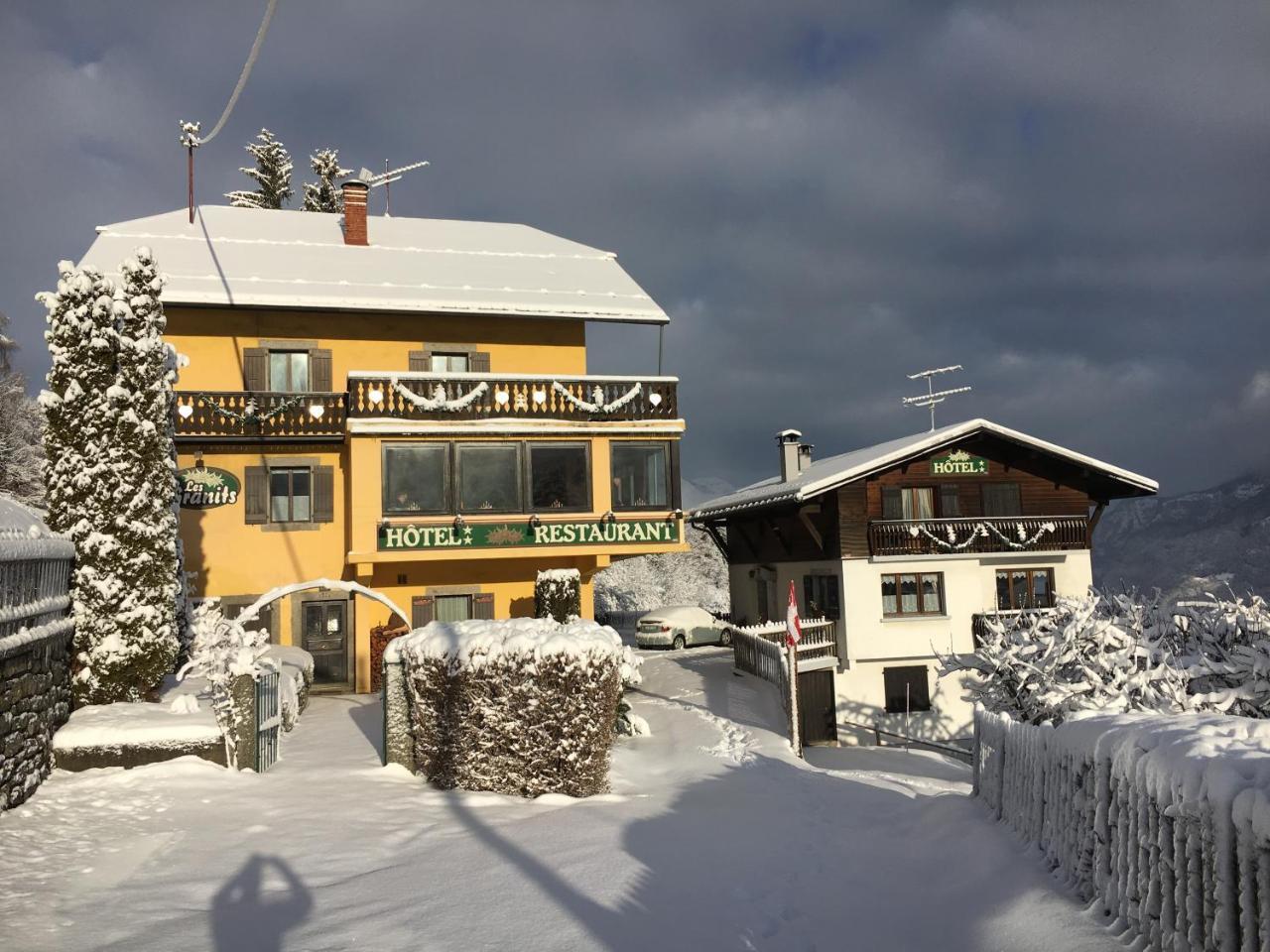 Hotel Les Granits Combloux Buitenkant foto